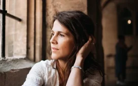 Stephanie Staples - Love Broke Through